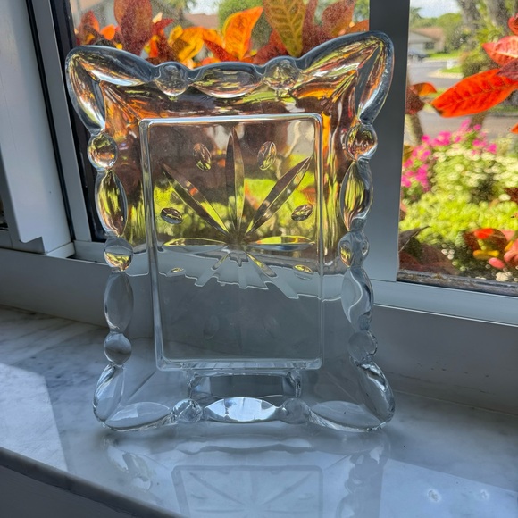 Mikasa Pearls Picture Frame 9.5” X 8” Holds 4”x 6” Photo Glass - Picture 1 of 5